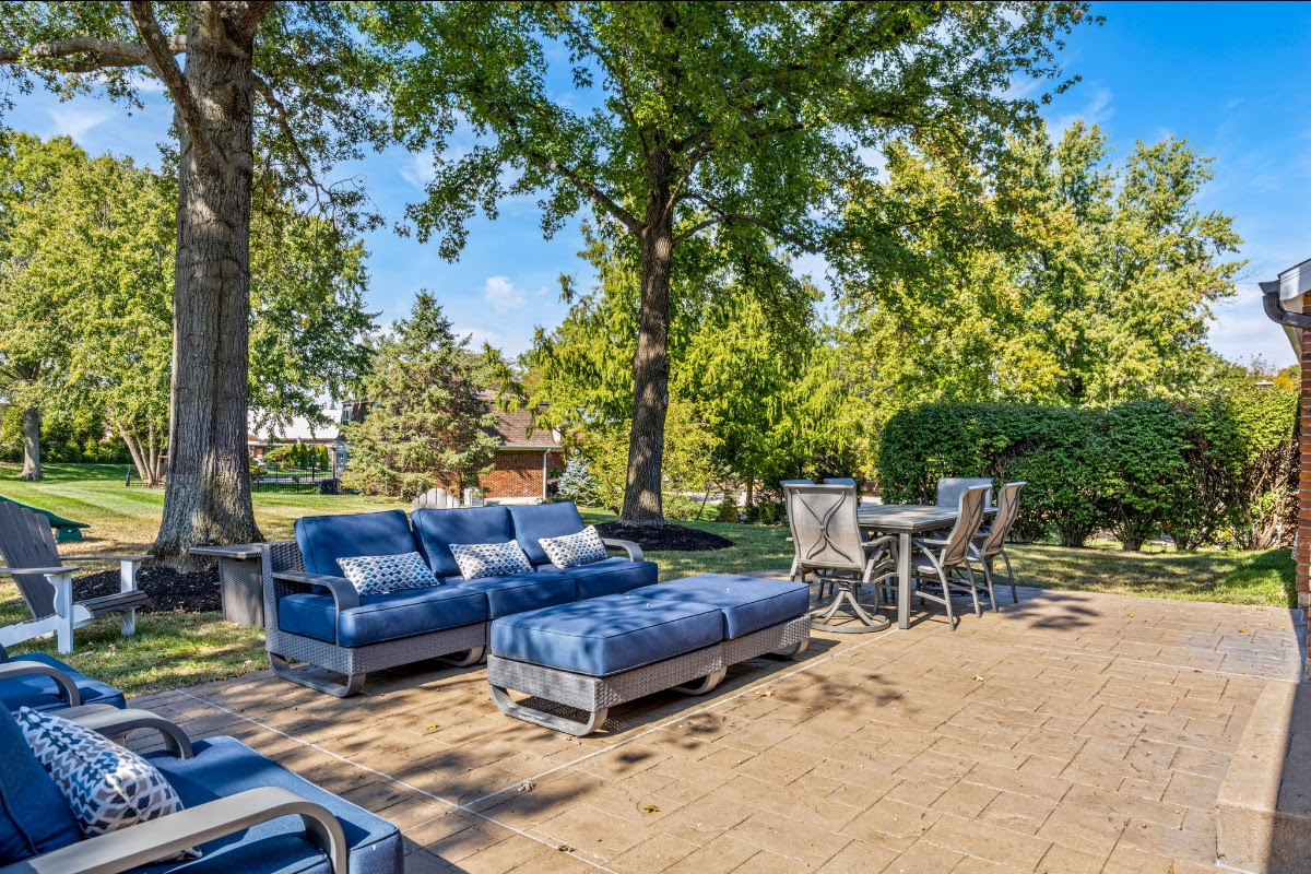 353 Conway Gardens Court — Photo 1